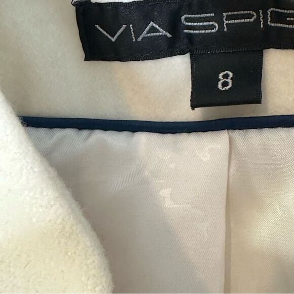 Via Spiga Cream Wool Blend Toggle Closure Tailored Coat | Size 8 - Picture 9 of 11